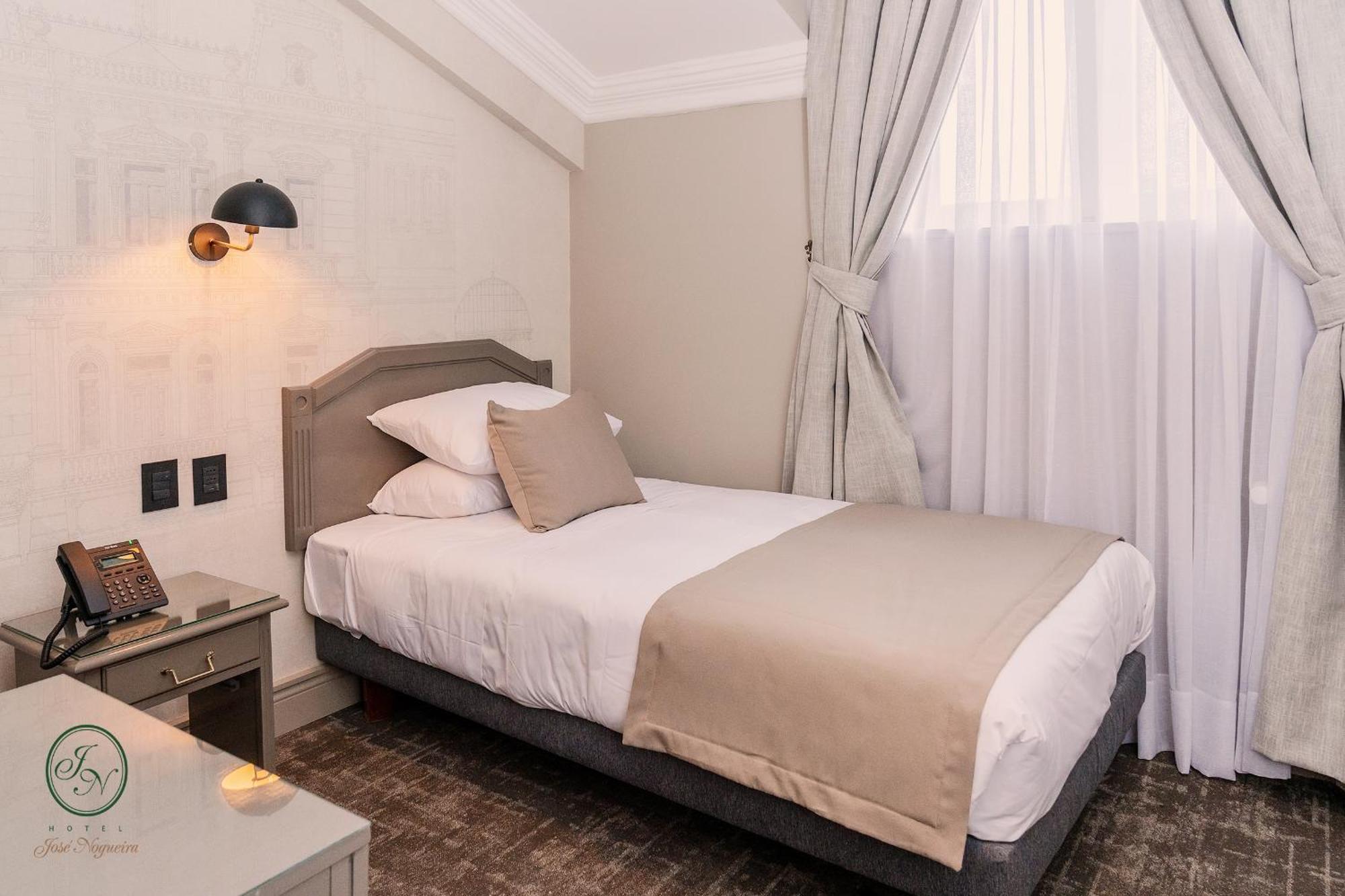 Hotel Jose Nogueira Punta Arenas Bagian luar foto